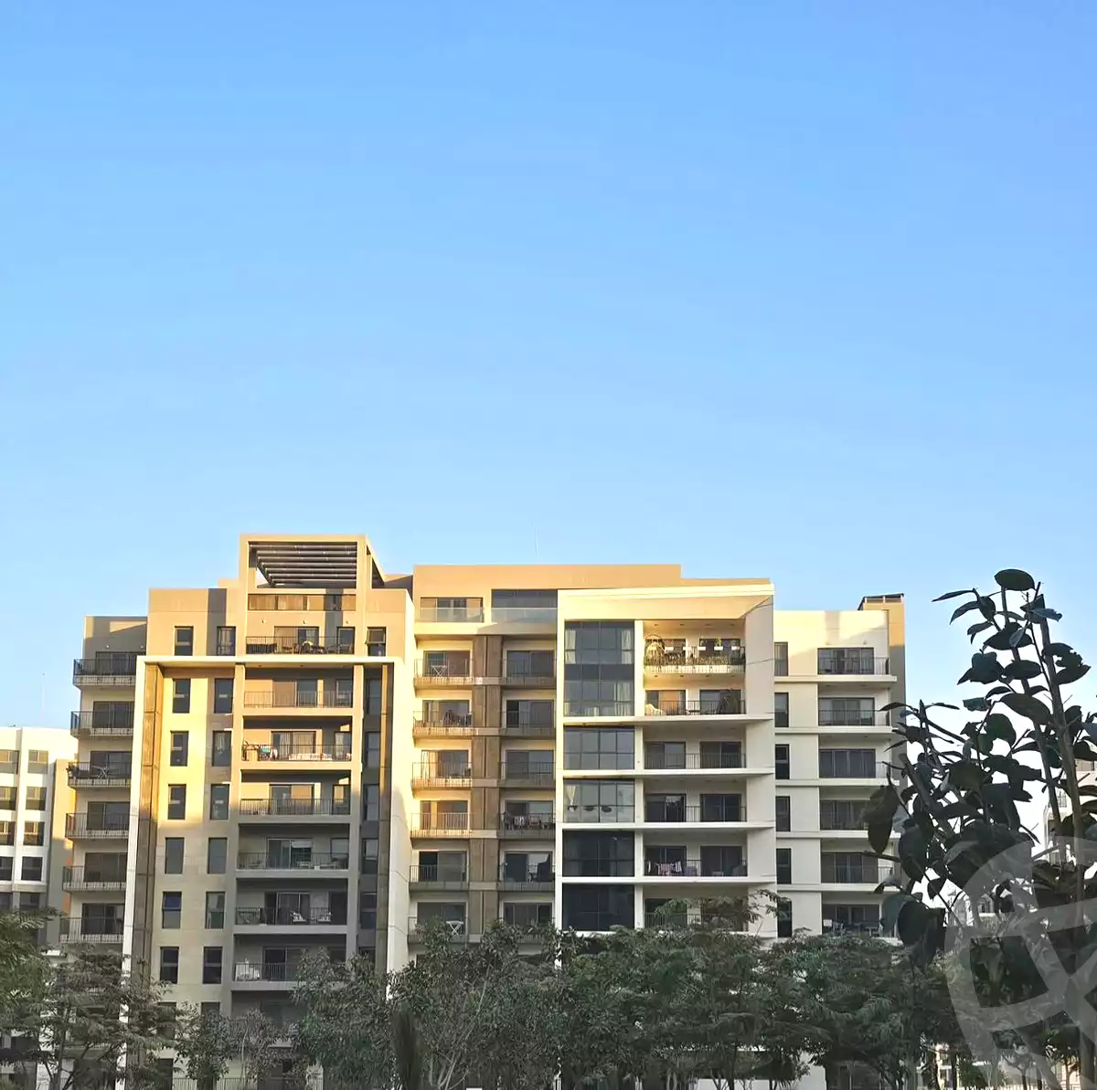 https://aqarmap.com.eg/ar/listing/6816780-for-rent-cairo-el-sheikh-zayed-city-compounds-zyd-wr-llttwyr-park-towers-zed-el-sheikh-zayed-compound
