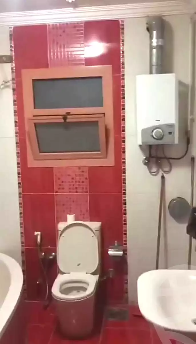 https://aqarmap.com.eg/en/listing/6815833-for-rent-cairo-faisal-kafr-tohormos-queen-nazli-st