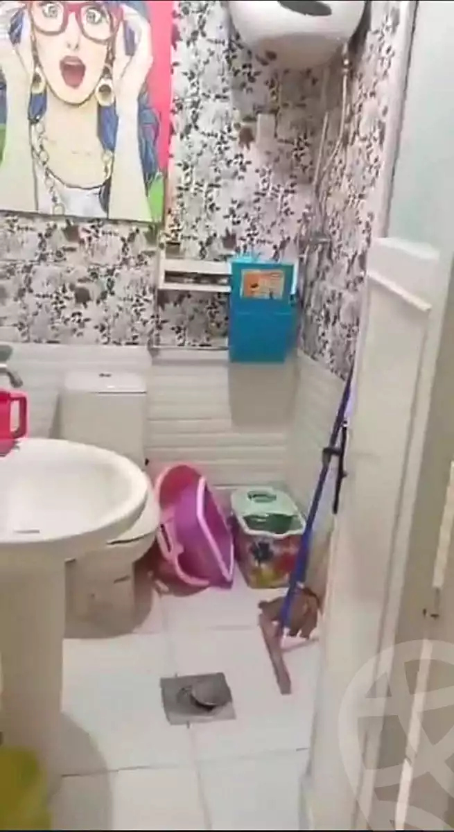 https://aqarmap.com.eg/ar/listing/6816795-for-sale-alexandria-sydy-bshr-sydy-bshr-bhry-shr-mhmwd-l-yswy