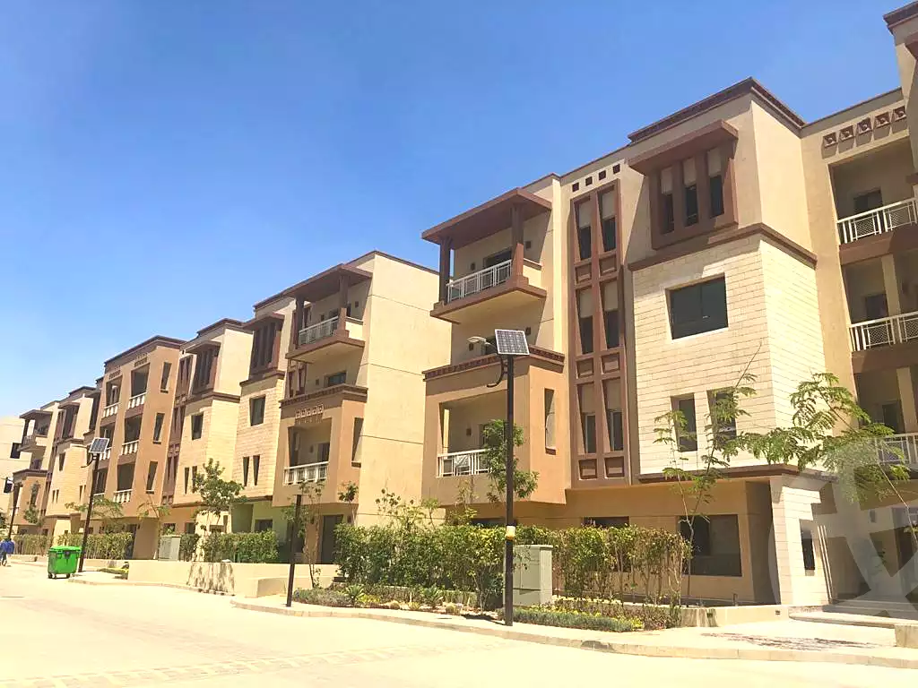 https://aqarmap.com.eg/ar/listing/6816815-for-sale-cairo-6th-of-october-compounds-green-5