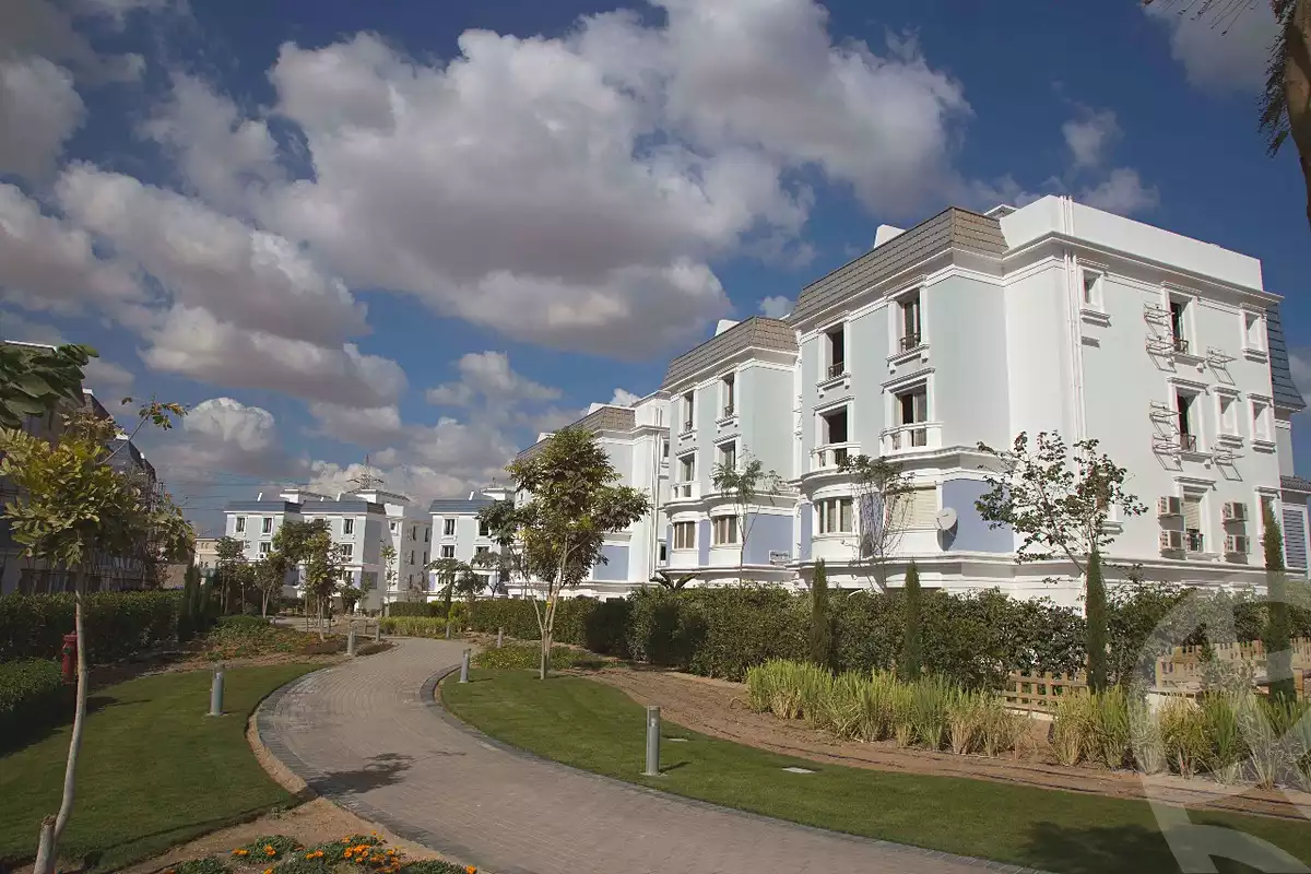 https://aqarmap.com.eg/ar/listing/6816861-for-sale-cairo-6th-of-october-compounds-mountain-view-giza-plateau