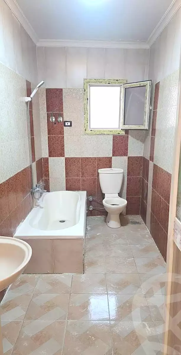 https://aqarmap.com.eg/en/listing/6816895-for-sale-alexandria-lsywf-el-falki
