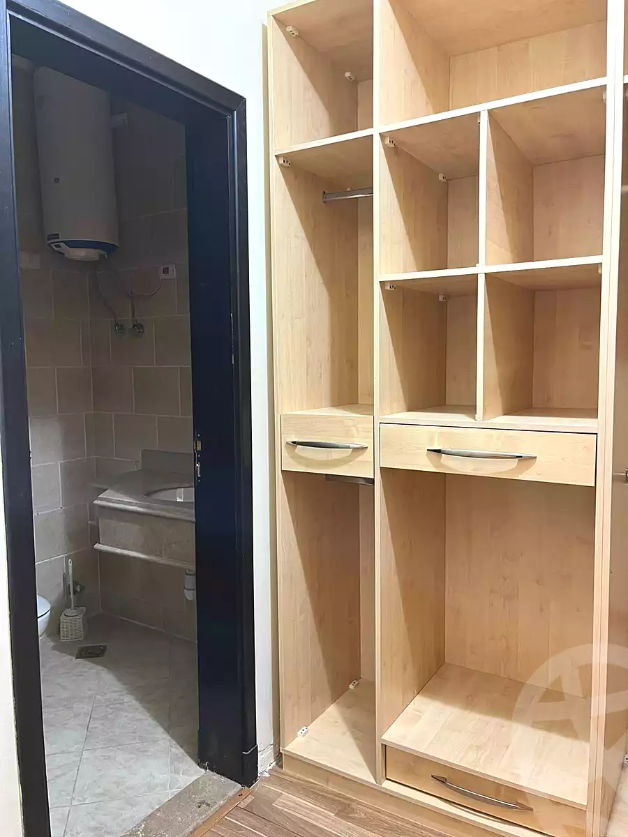 https://aqarmap.com.eg/ar/listing/6817040-for-rent-cairo-el-sheikh-zayed-city-compounds-dh-drys