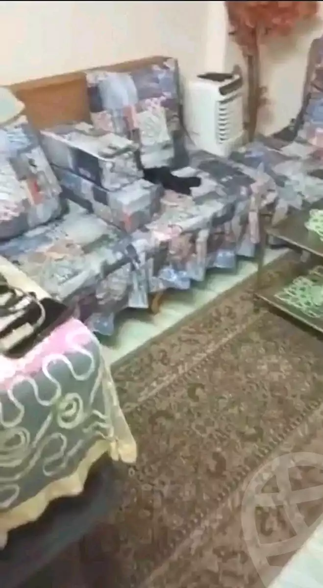 https://aqarmap.com.eg/ar/listing/6817069-for-sale-alexandria-sydy-bshr-sydy-bshr-bhry-shr-mhmwd-l-yswy