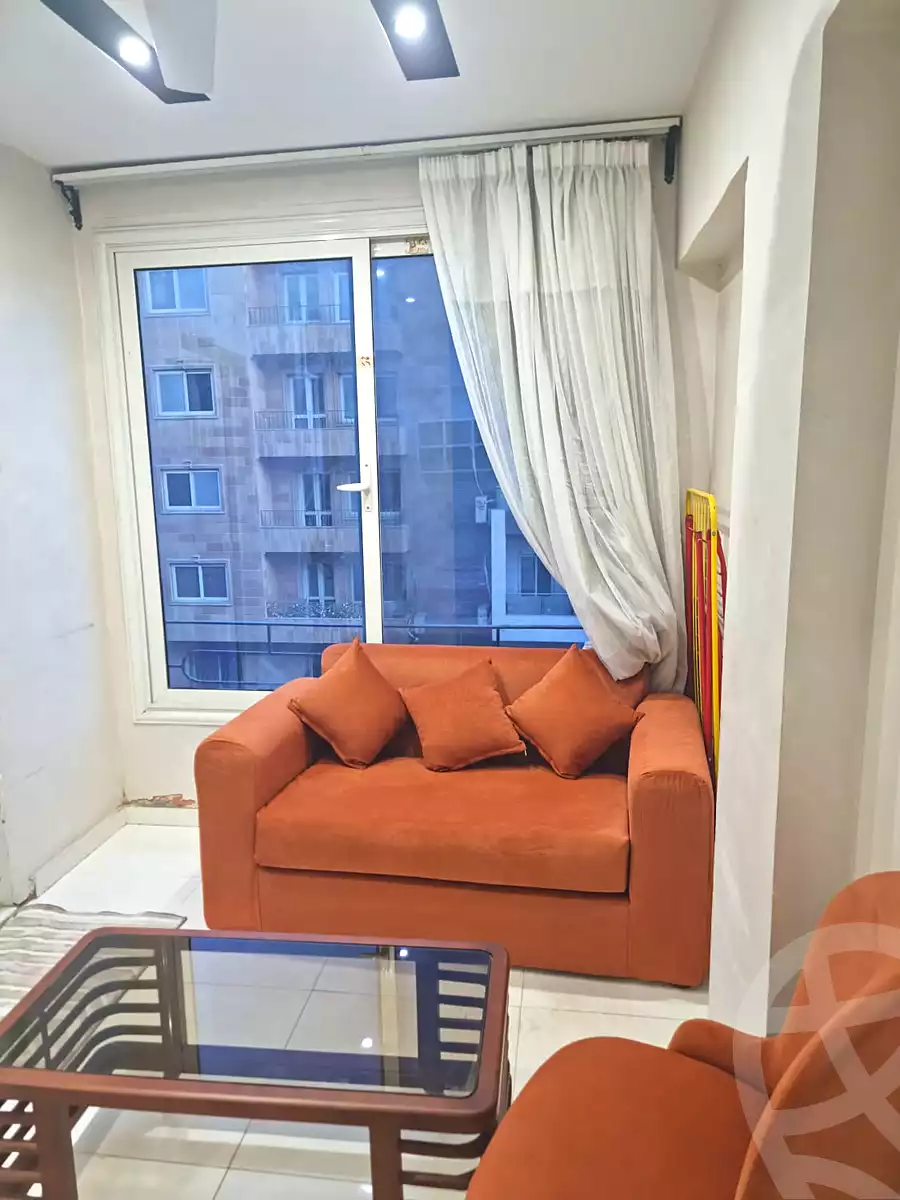 https://aqarmap.com.eg/ar/listing/6817780-for-rent-cairo-6th-of-october-mntq-fr-y-b-6-ktwbr