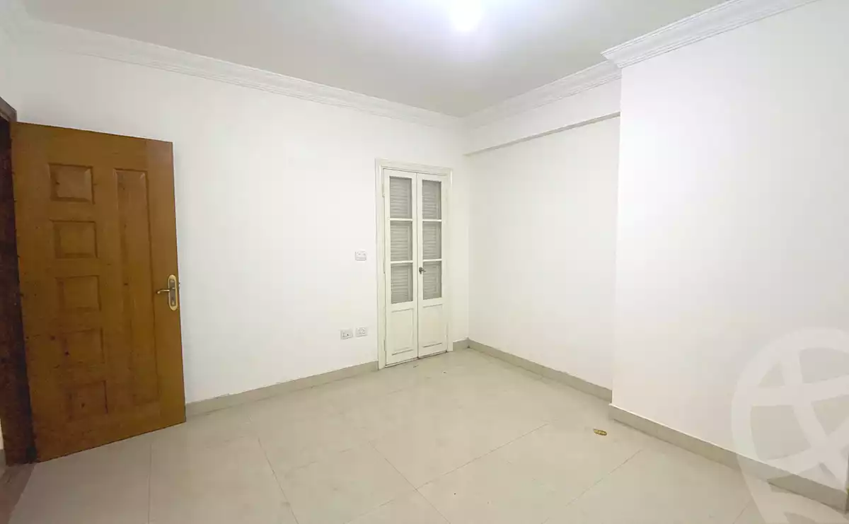 https://aqarmap.com.eg/ar/listing/6817990-for-sale-alexandria-camp-cesar-port-said-street