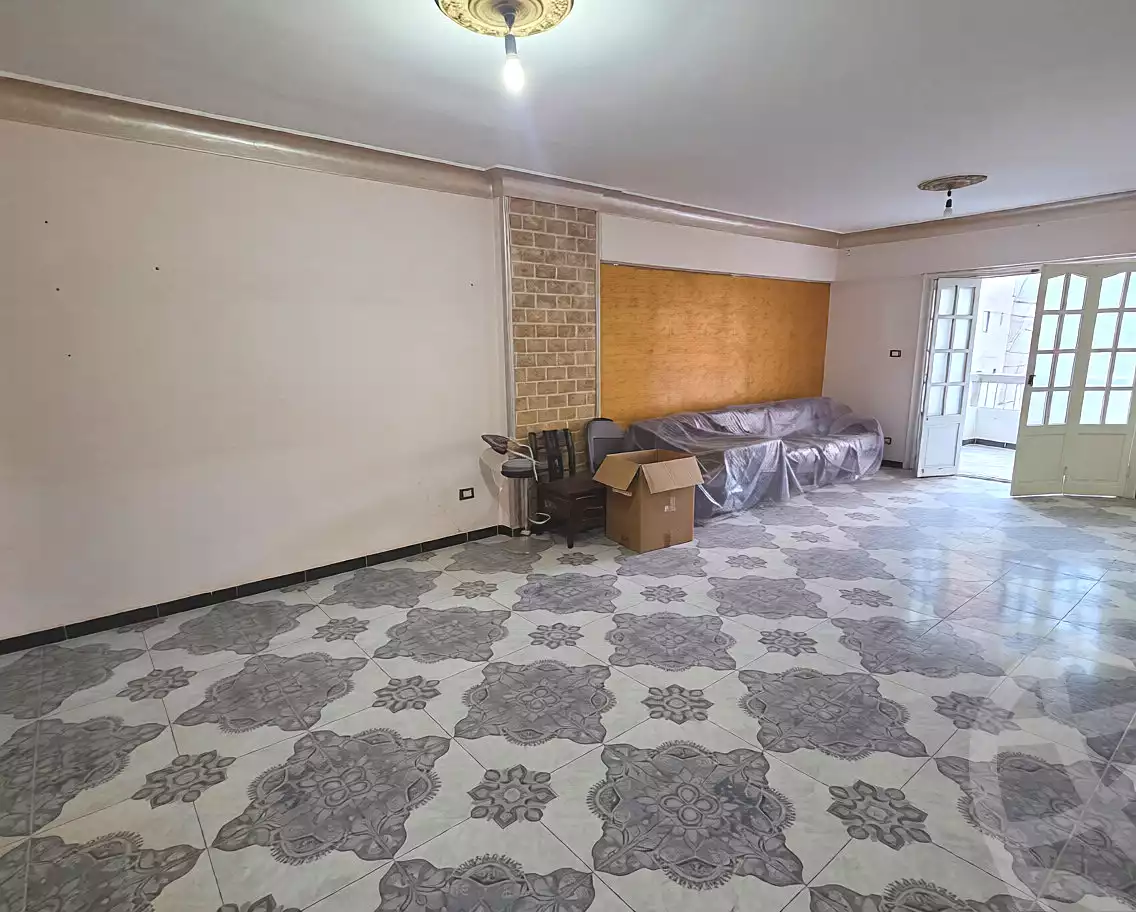 https://aqarmap.com.eg/ar/listing/6818075-for-sale-alexandria-sydy-bshr-sydy-bshr-bhry-shr-mhmwd-l-yswy