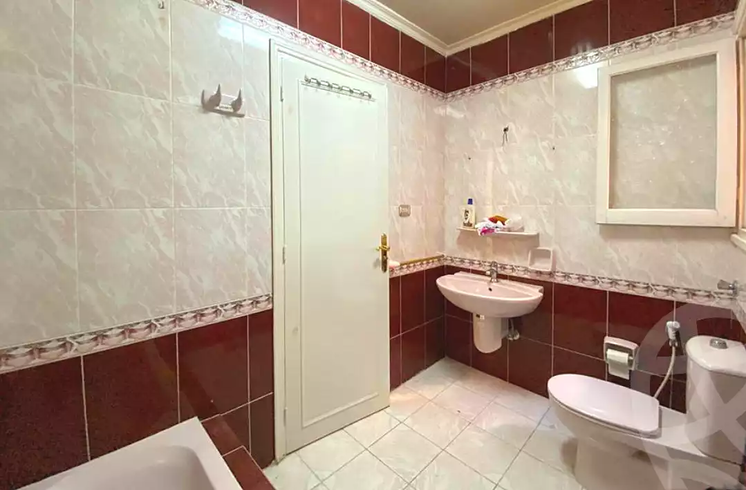 https://aqarmap.com.eg/ar/listing/6818236-for-rent-alexandria-bolekly