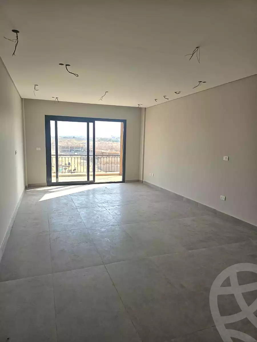 https://aqarmap.com.eg/ar/listing/6818769-for-sale-cairo-el-sheikh-zayed-city-compounds-kmbwnd-fyldj-wyst-dr-llttwyr