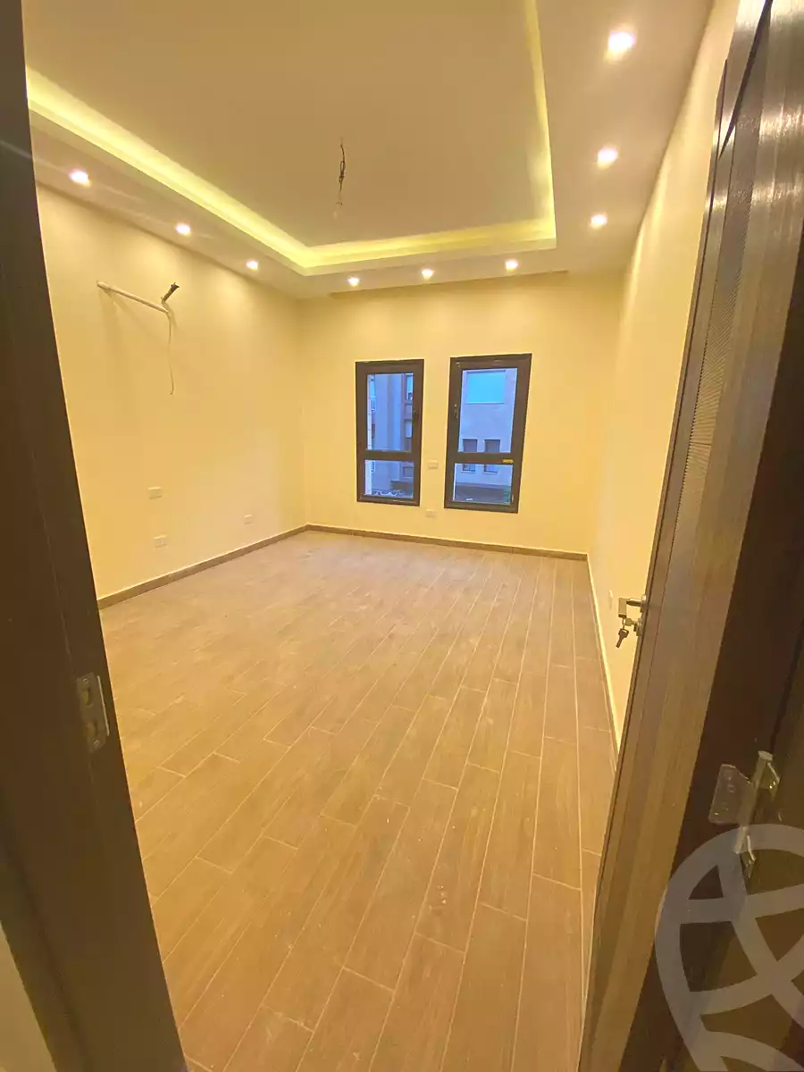 https://aqarmap.com.eg/ar/listing/6818809-for-rent-cairo-6th-of-october-compounds-green-5