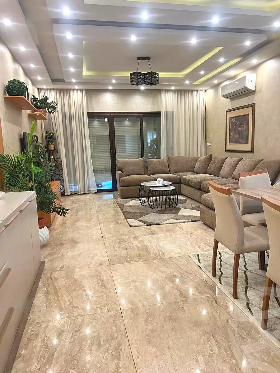 https://aqarmap.com.eg/ar/listing/6818818-for-rent-cairo-el-sheikh-zayed-city-compounds-kmbwnd-wn-16-swdyk