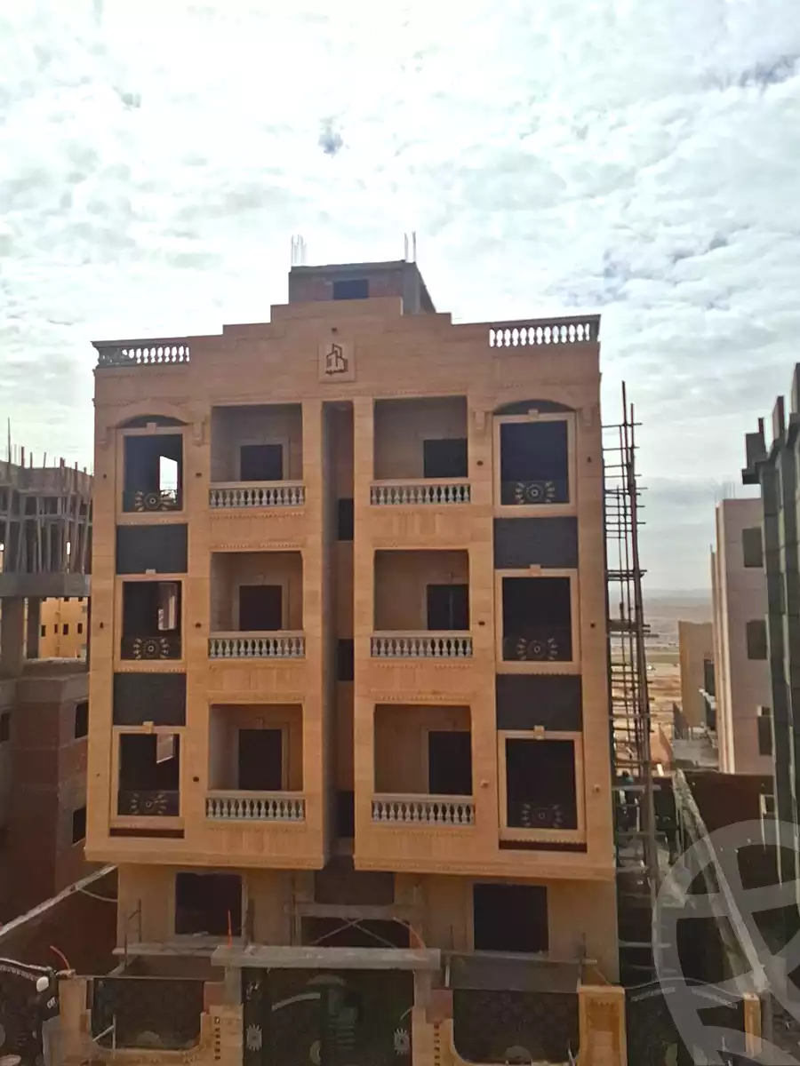 https://aqarmap.com.eg/en/listing/6818870-for-sale-cairo-badr-city-hai-el-ashgar-featured-neighborhood-bait-el-watan