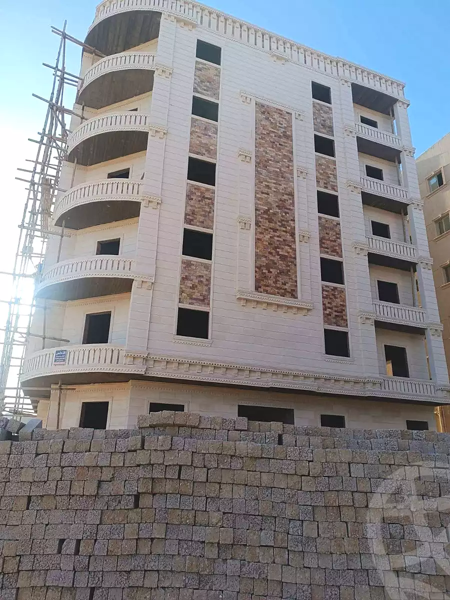 https://aqarmap.com.eg/ar/listing/6819051-for-sale-cairo-6th-of-october-el-ahyaa-neighborhood-9th
