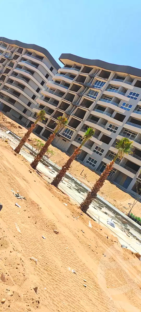 https://aqarmap.com.eg/en/listing/6819078-for-sale-cairo-new-administrative-capital-r7-midtown-condo