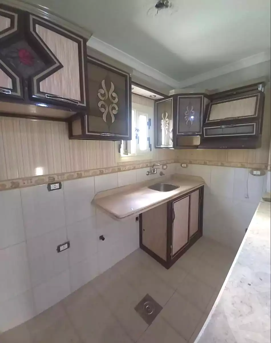 https://aqarmap.com.eg/ar/listing/6819121-for-sale-alexandria-sydy-bshr-sydy-bshr-bhry