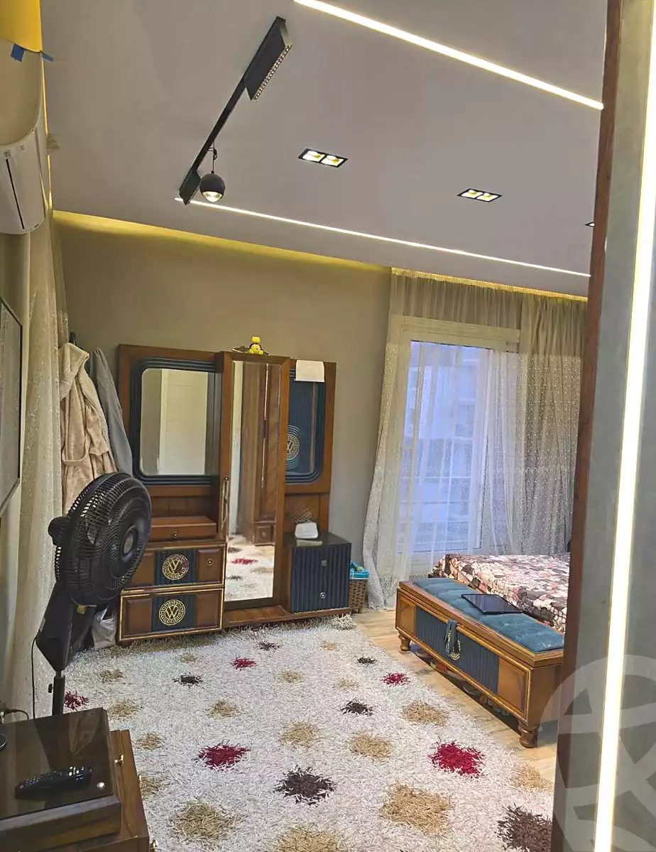 https://aqarmap.com.eg/en/listing/6819728-for-sale-cairo-el-sheikh-zayed-city-compounds-jn-2