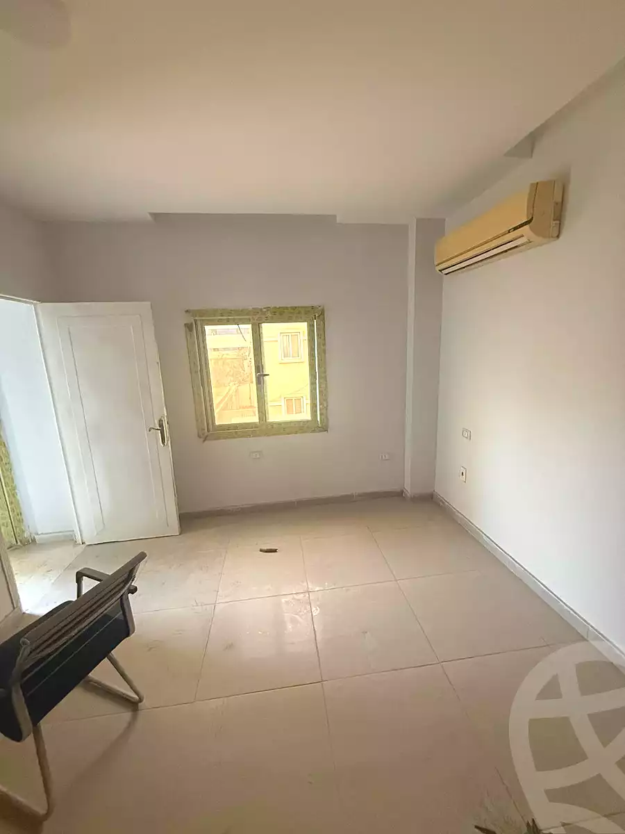 https://aqarmap.com.eg/ar/listing/6820935-for-rent-cairo-el-sheikh-zayed-city-compounds-el-yasmeen-compound