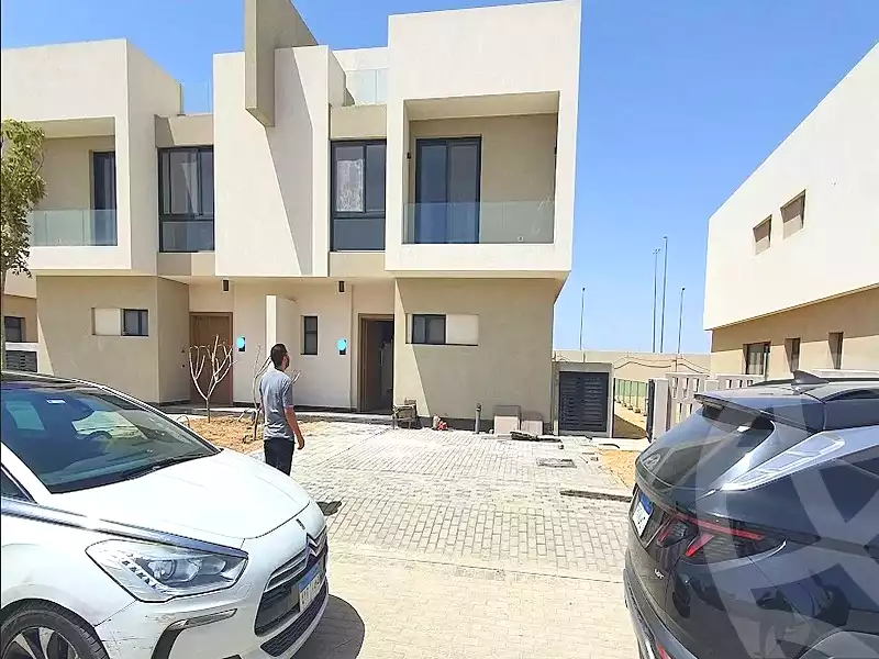 https://aqarmap.com.eg/ar/listing/6821456-for-sale-cairo-el-shorouk-compounds-al-burouj-compound-imkan