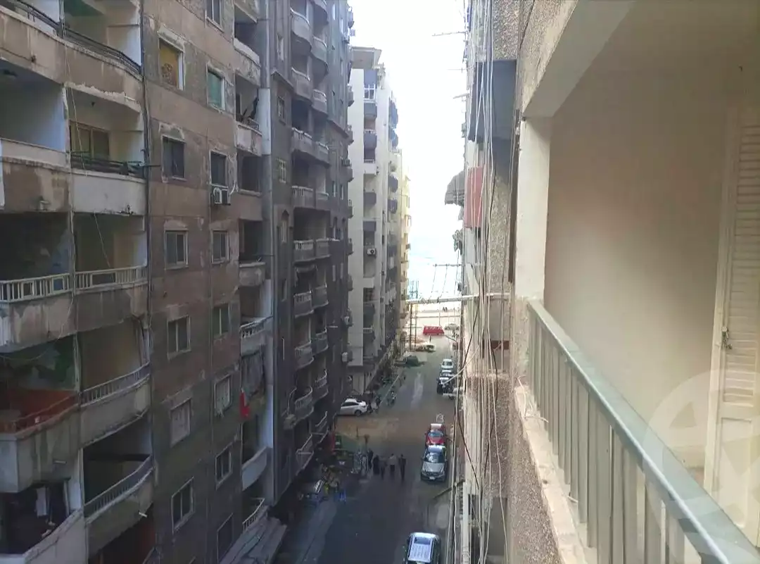 https://aqarmap.com.eg/en/listing/6822240-for-sale-alexandria-el-asafra-l-sfr-bhry-el-geish-rd