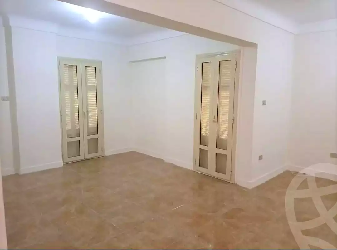 https://aqarmap.com.eg/en/listing/6822240-for-sale-alexandria-el-asafra-l-sfr-bhry-el-geish-rd