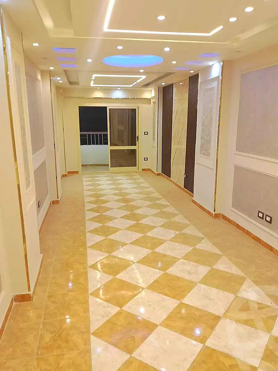 https://aqarmap.com.eg/ar/listing/6822431-for-sale-alexandria-sydy-bshr-sydy-bshr-bhry-mohamed-el-srafi-st.