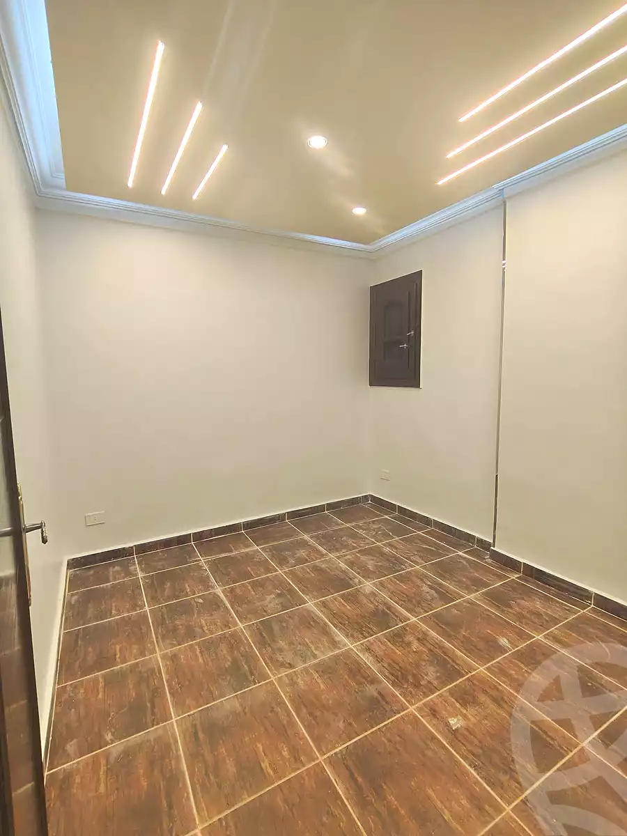 https://aqarmap.com.eg/ar/listing/6822662-for-sale-alexandria-sydy-bshr-sydy-bshr-bhry-street-17