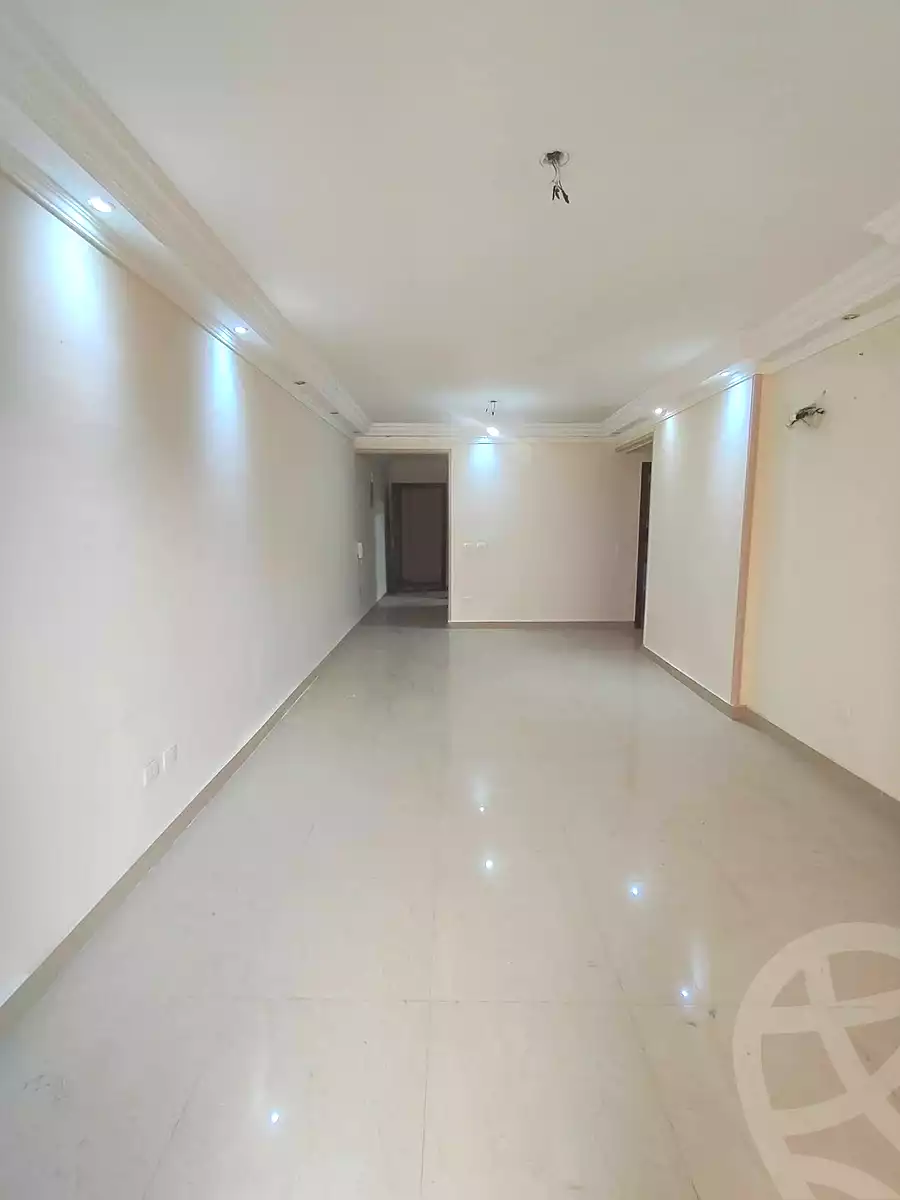 https://aqarmap.com.eg/ar/listing/6822720-for-rent-alexandria-miami-mahmoud-el-isawy-st
