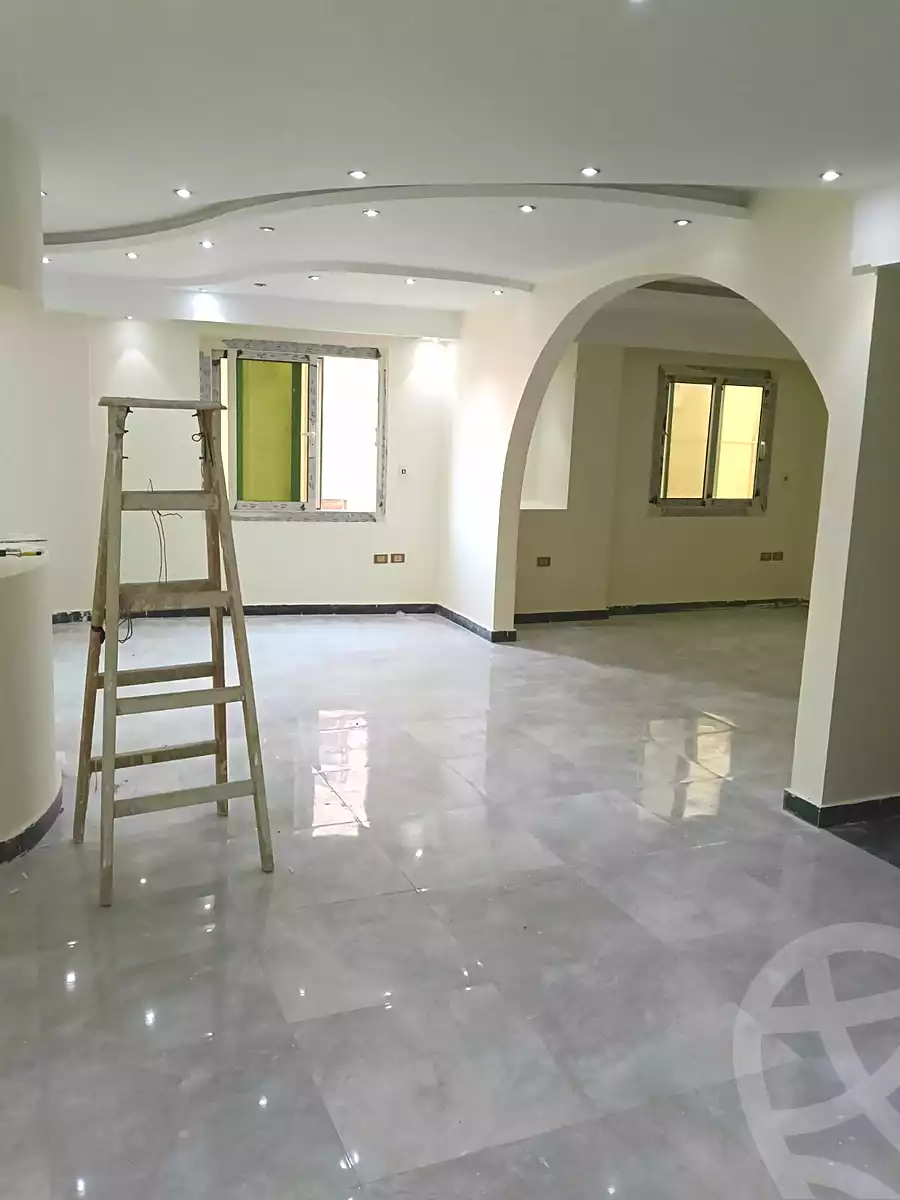 https://aqarmap.com.eg/ar/listing/6823511-for-rent-cairo-el-sheikh-zayed-city-el-hay-elthamen-area-1