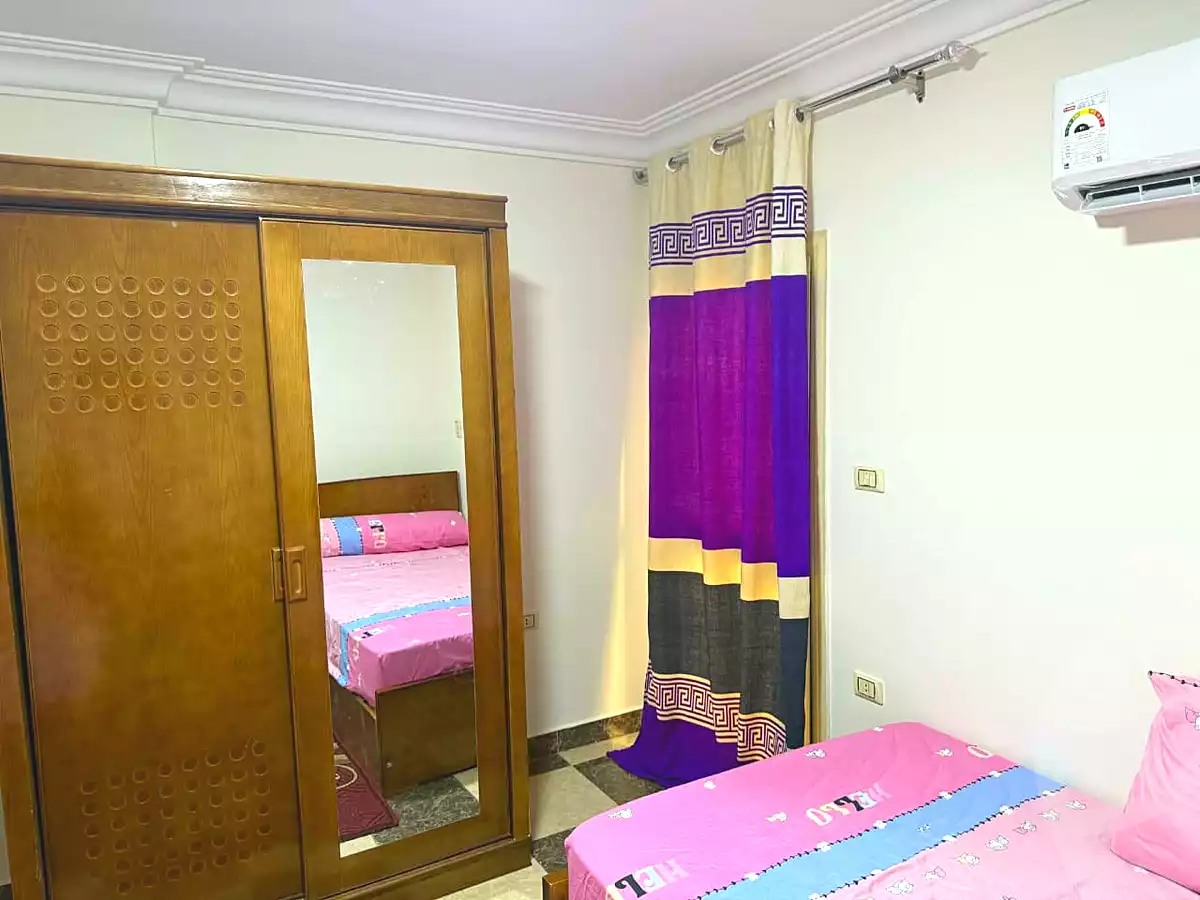https://aqarmap.com.eg/ar/listing/6823518-for-rent-cairo-el-sheikh-zayed-city-el-hay-elthaleth
