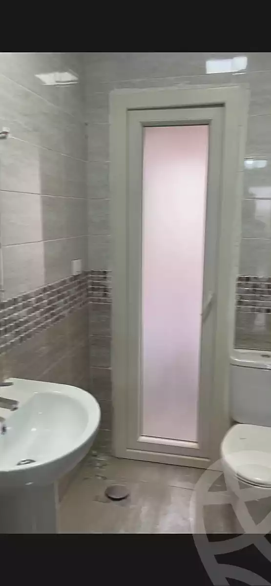 https://aqarmap.com.eg/en/listing/6823625-for-sale-cairo-new-cairo-compounds-light-city
