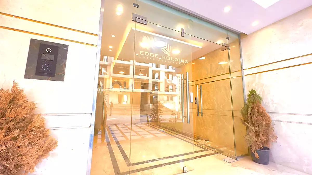 https://aqarmap.com.eg/ar/listing/6824008-for-sale-cairo-new-administrative-capital-r7-oia