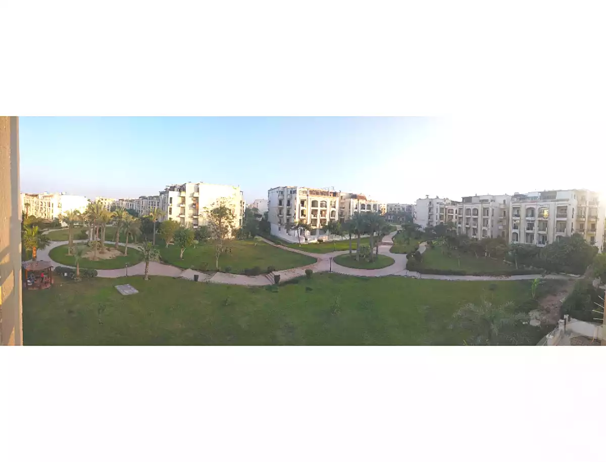 https://aqarmap.com.eg/en/listing/6824358-for-sale-cairo-el-sheikh-zayed-city-compounds-hadayek-el-mohandiseen
