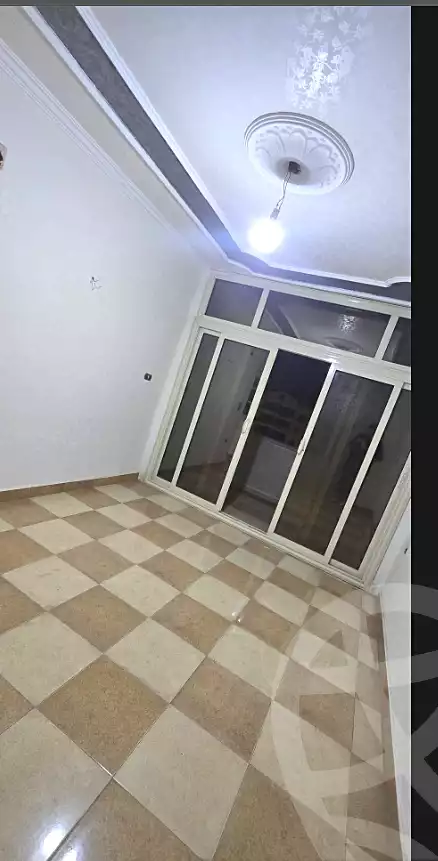 https://aqarmap.com.eg/ar/listing/6826105-for-rent-cairo-helwan-helwan-el-sharkeya-heidar-st
