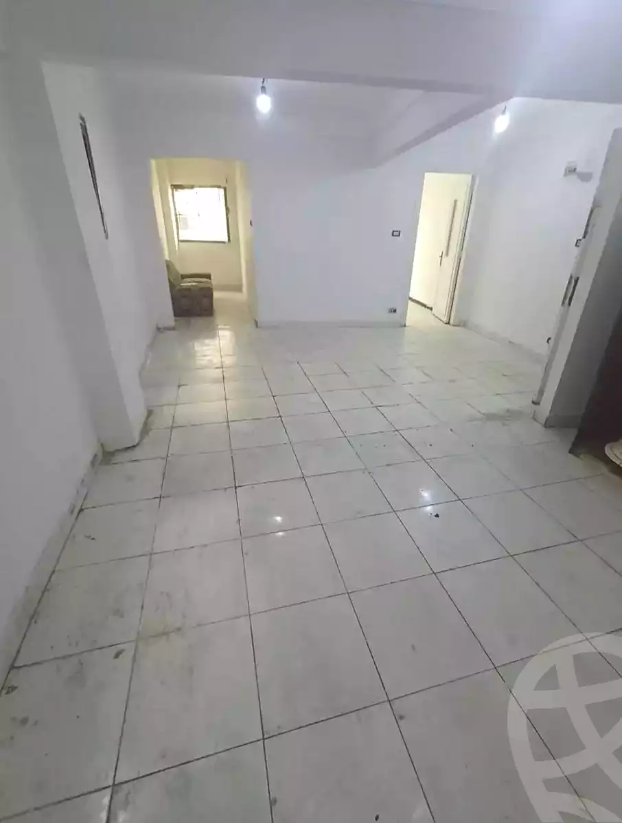 https://aqarmap.com.eg/en/listing/6827047-for-sale-alexandria-sydy-bshr-sydy-bshr-bhry-shr-khld-bn-lwlyd