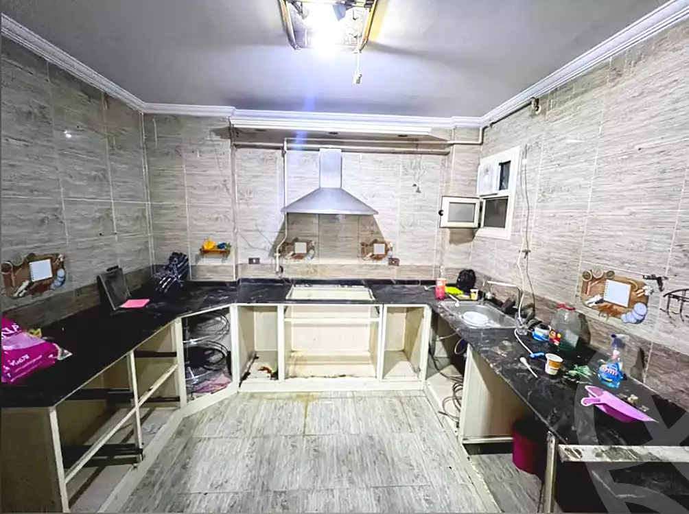 https://aqarmap.com.eg/en/listing/6827069-for-sale-alexandria-camp-cesar