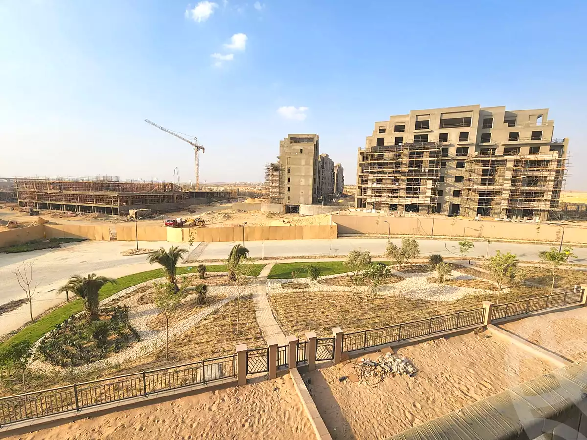 https://aqarmap.com.eg/en/listing/6827258-for-sale-cairo-new-cairo-compounds-district-5-d-park-district-5-compound-marakez