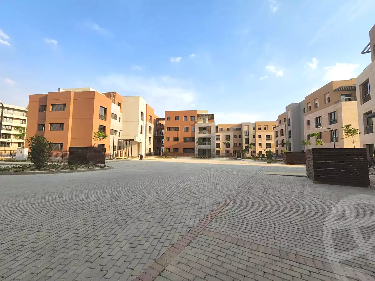 https://aqarmap.com.eg/en/listing/6827258-for-sale-cairo-new-cairo-compounds-district-5-d-park-district-5-compound-marakez
