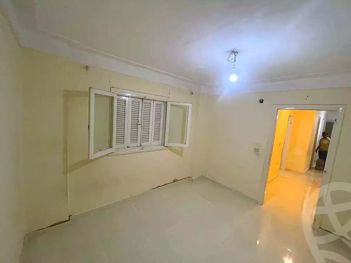 https://aqarmap.com.eg/ar/listing/6827485-for-rent-alexandria-zezenia-ibrahim-el-attar-st