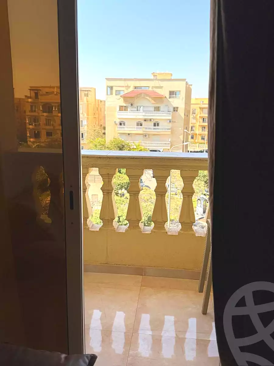 https://aqarmap.com.eg/ar/listing/6827672-for-sale-cairo-el-sheikh-zayed-city-compounds-beverly-hills