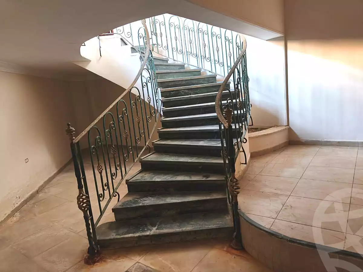 https://aqarmap.com.eg/ar/listing/6827809-for-sale-cairo-new-cairo-el-ahyaa-first-neighborhood-omar-ibn-abd-el-aziz-st