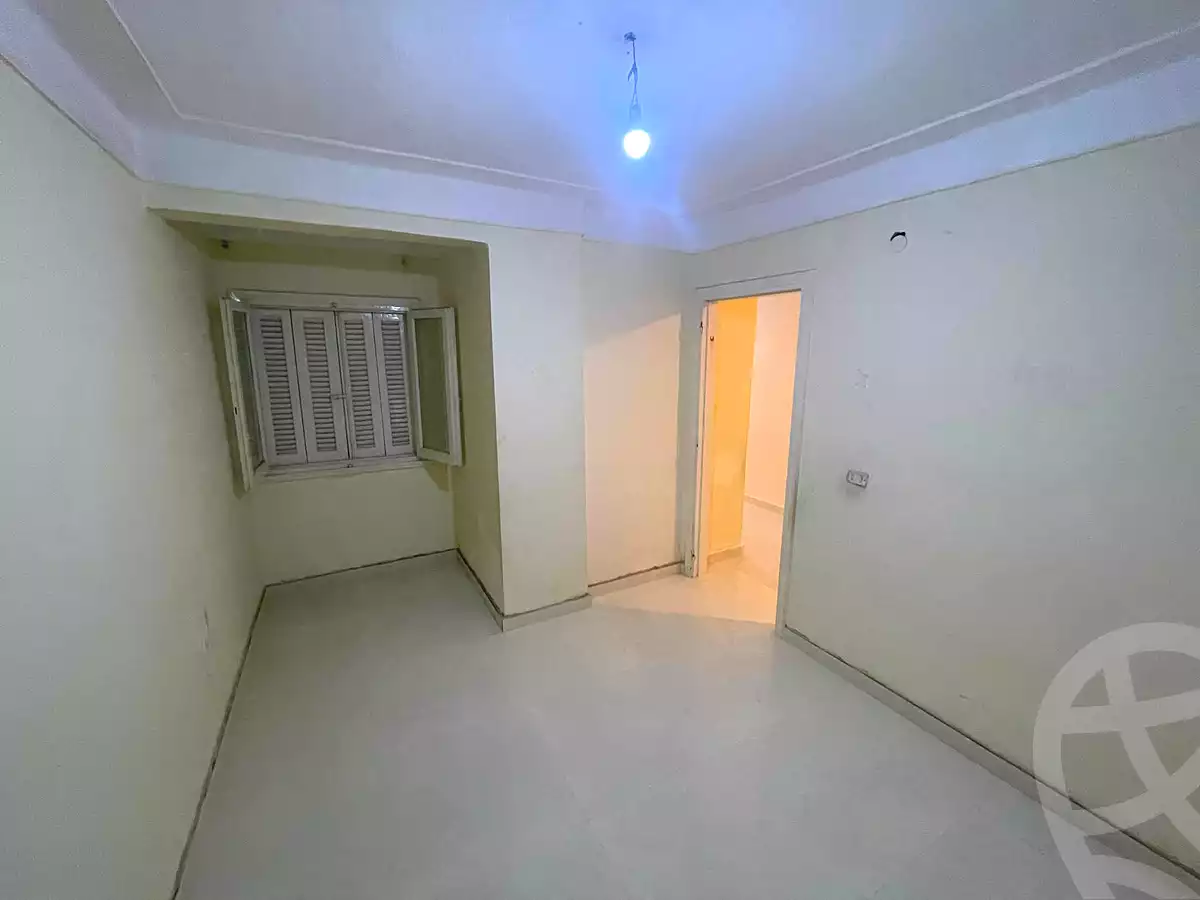 https://aqarmap.com.eg/ar/listing/6827955-for-rent-alexandria-zezenia-ibrahim-el-attar-st