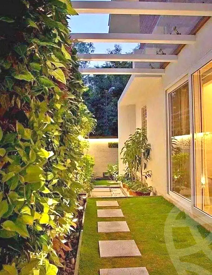 https://aqarmap.com.eg/ar/listing/6828167-for-sale-cairo-new-cairo-compounds-sarai-esse-residence-sarai