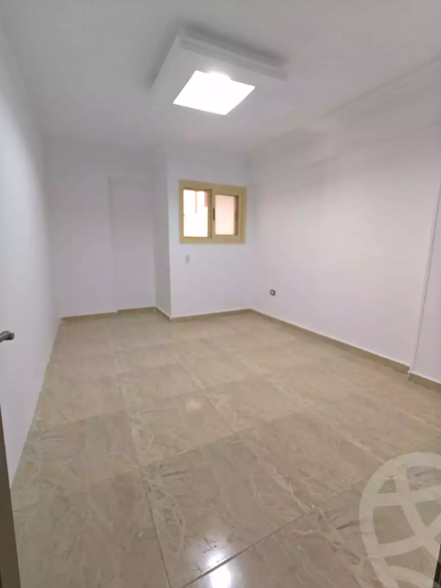 https://aqarmap.com.eg/en/listing/6828234-for-sale-alexandria-miami-45-street