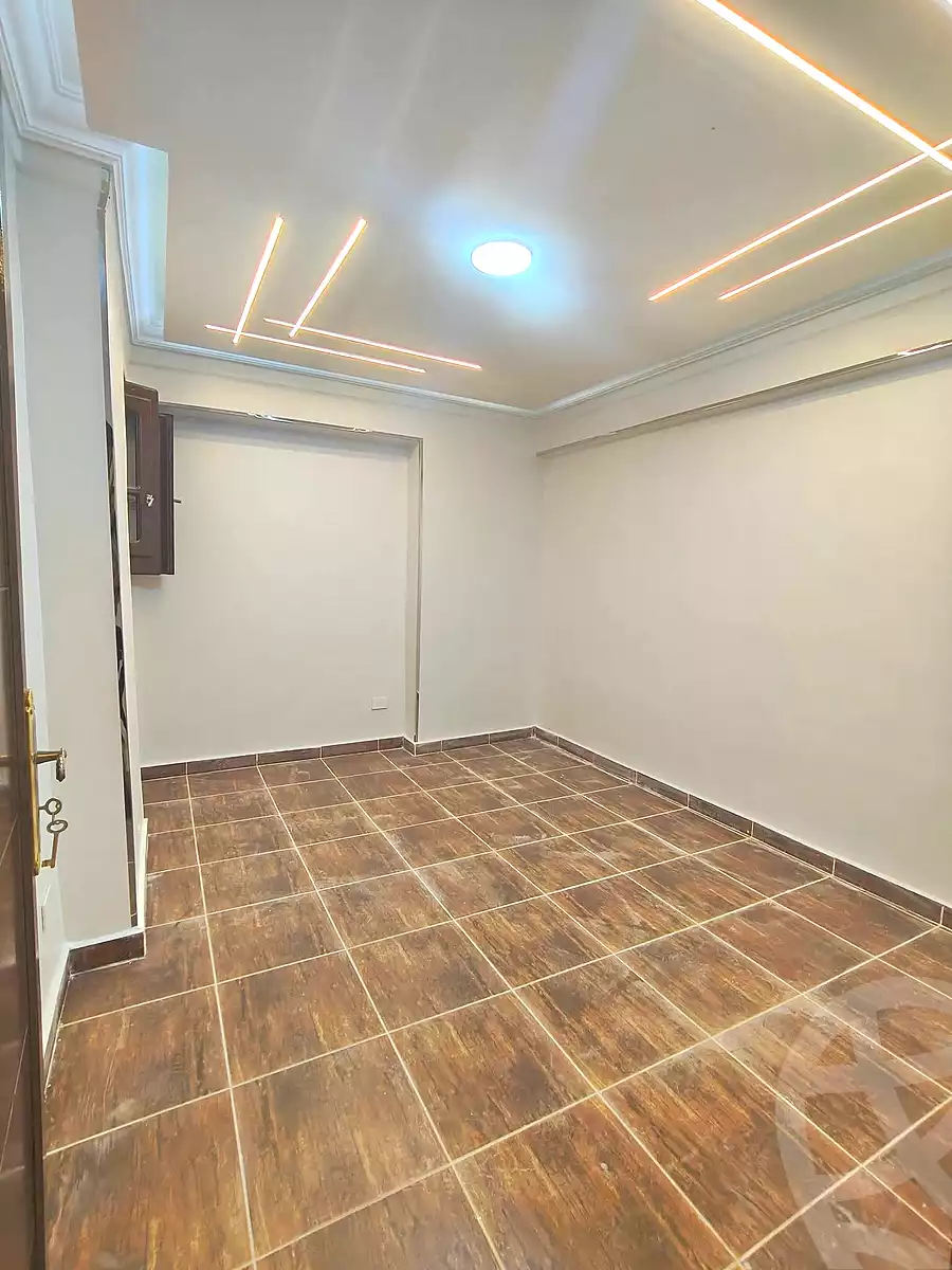 https://aqarmap.com.eg/ar/listing/6829826-for-sale-alexandria-sydy-bshr-sydy-bshr-bhry-gamal-abd-el-nasir-st