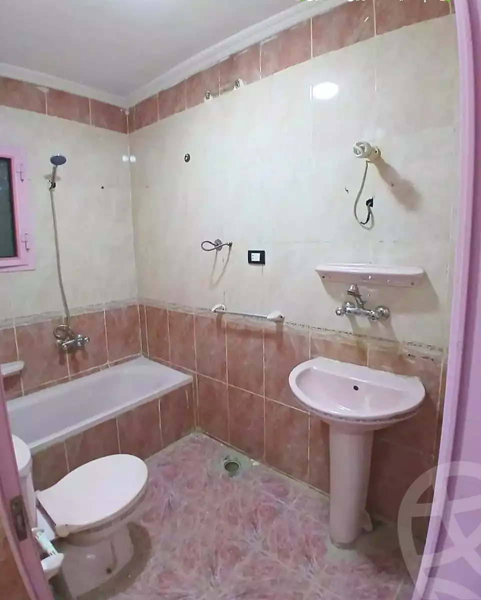 https://aqarmap.com.eg/en/listing/6829891-for-sale-alexandria-lsywf-el-falki