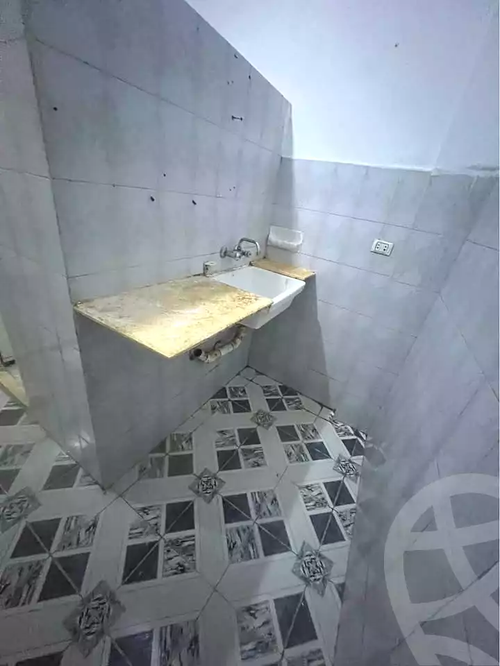 https://aqarmap.com.eg/en/listing/6830118-for-sale-alexandria-lsywf-el-falki