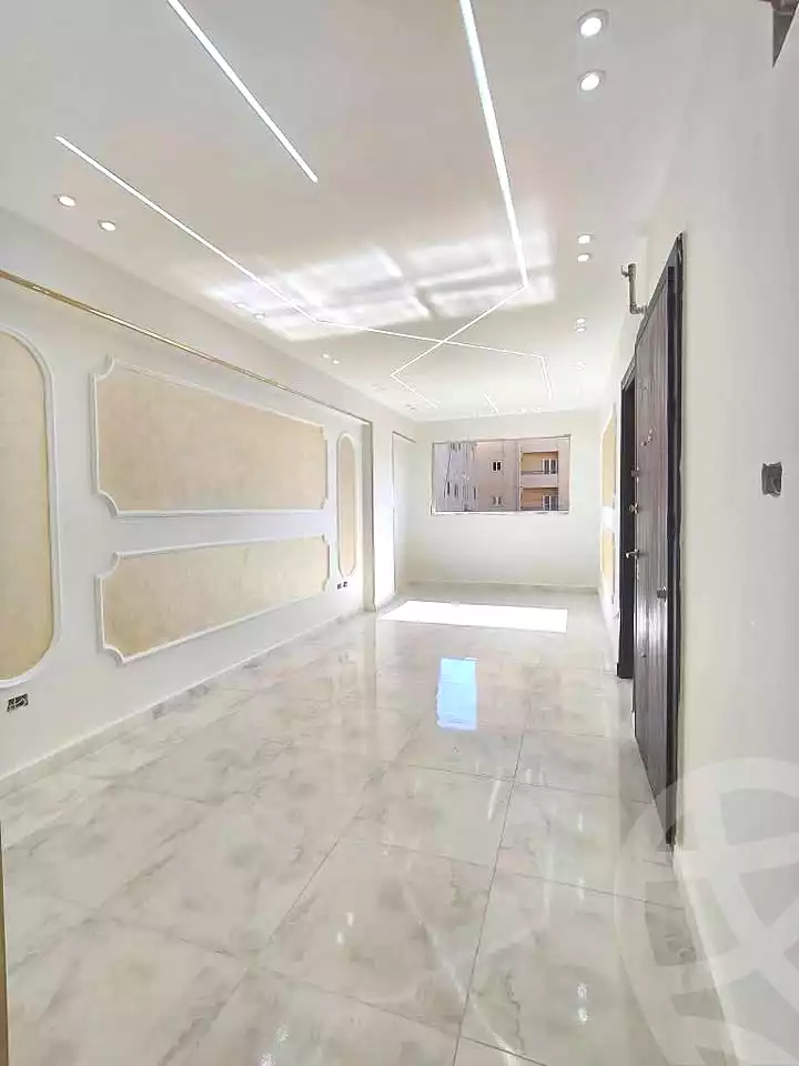 https://aqarmap.com.eg/ar/listing/6830152-for-sale-alexandria-sydy-bshr-sydy-bshr-bhry-shr-mhmwd-l-yswy
