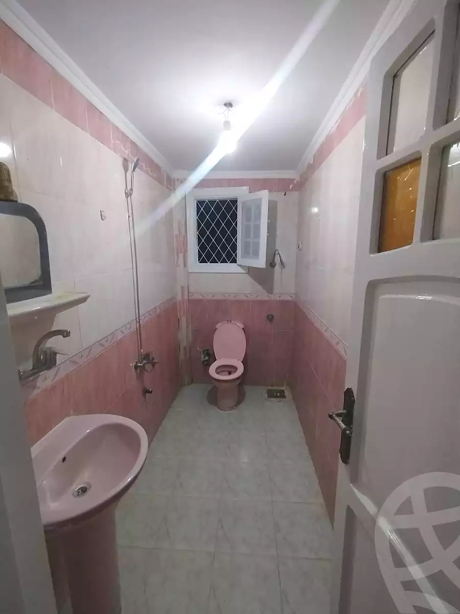 https://aqarmap.com.eg/en/listing/6830153-for-sale-alexandria-lsywf-el-falki
