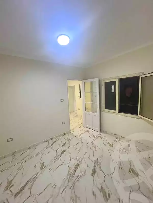https://aqarmap.com.eg/ar/listing/6830272-for-sale-alexandria-sydy-bshr-sydy-bshr-bhry-shr-mhmwd-l-yswy