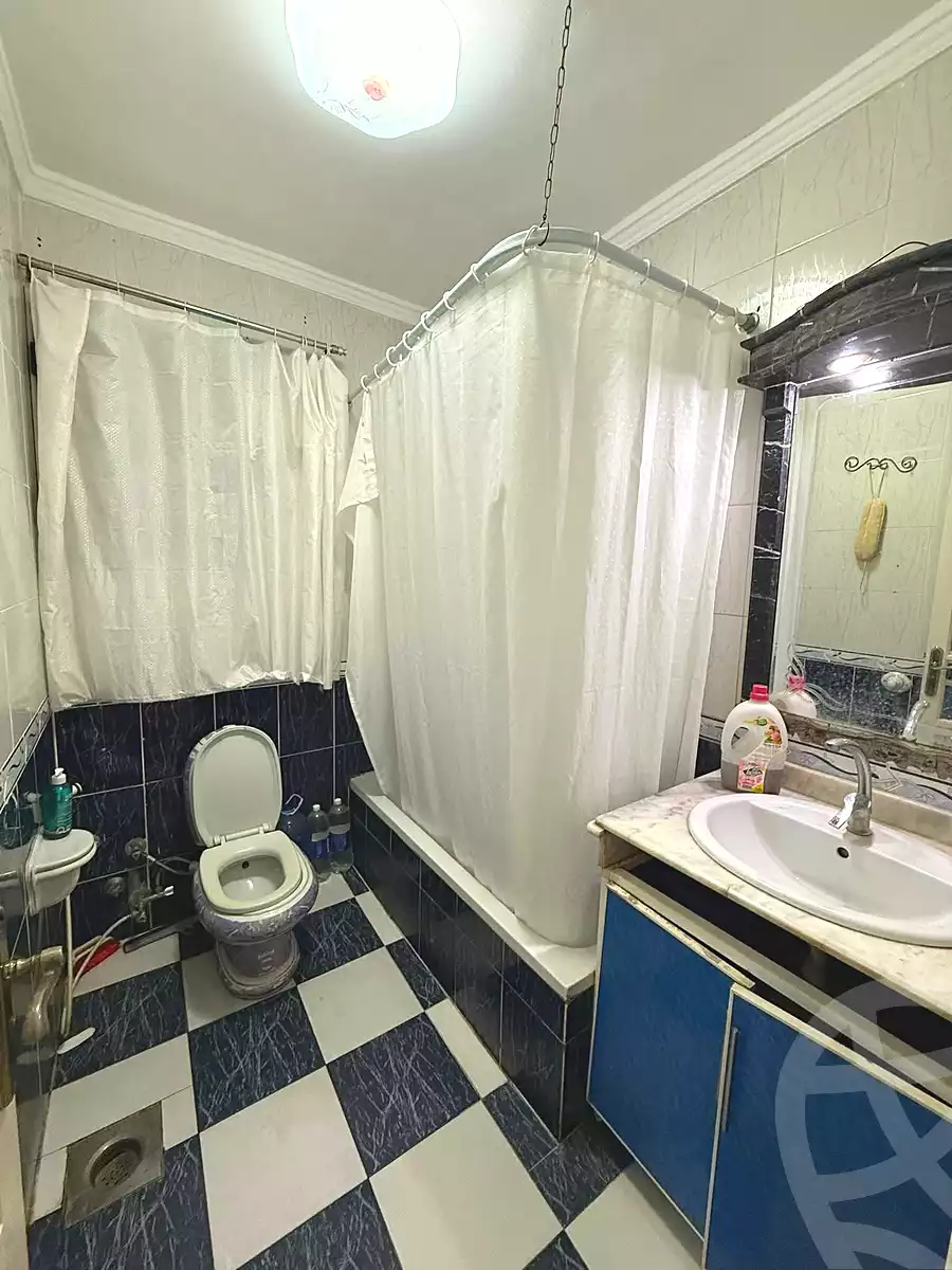 https://aqarmap.com.eg/ar/listing/6830522-for-sale-alexandria-sydy-bshr-sydy-bshr-bhry-shr-mhmwd-l-yswy